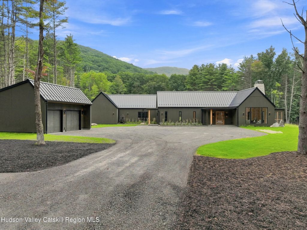 1003 Cold Brook Road, Boiceville