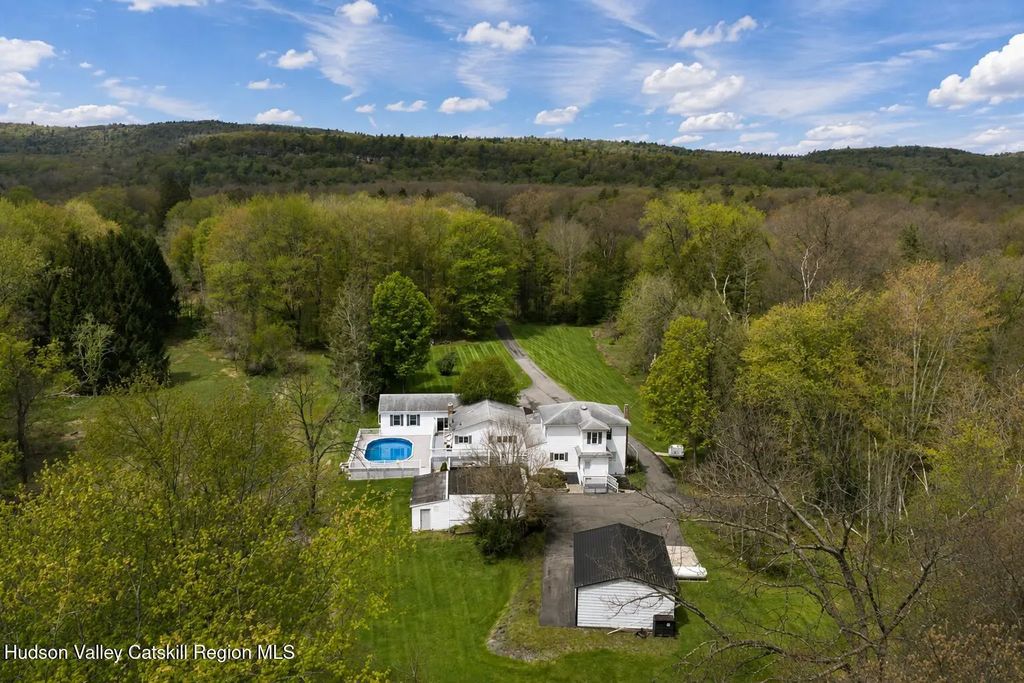 532 Springtown Road, New Paltz