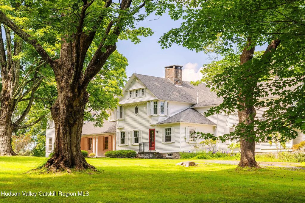 55 Leggett Road, Stone Ridge