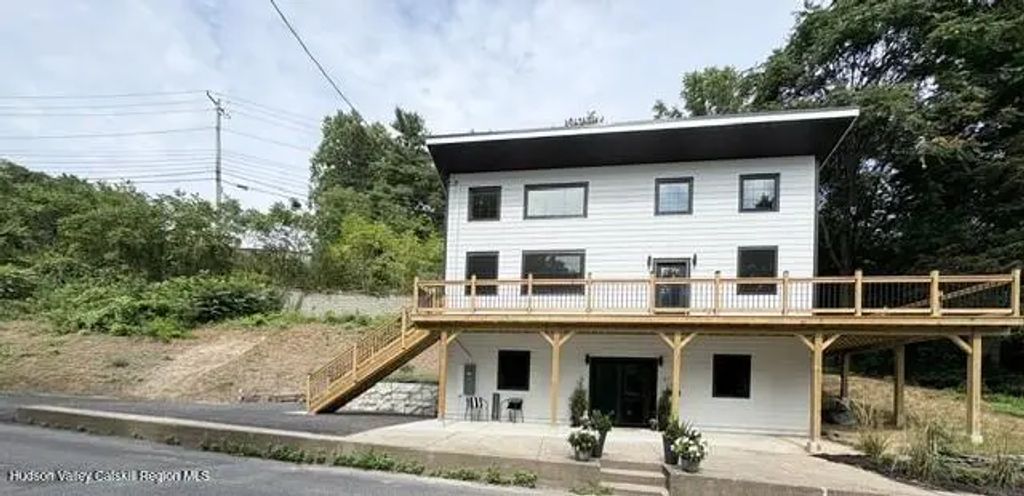 33 Valley Street, Saugerties