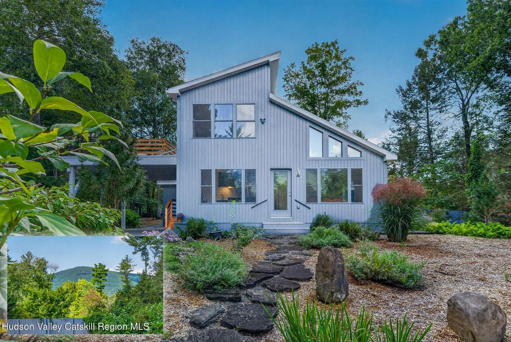 25 Terra Road, Saugerties