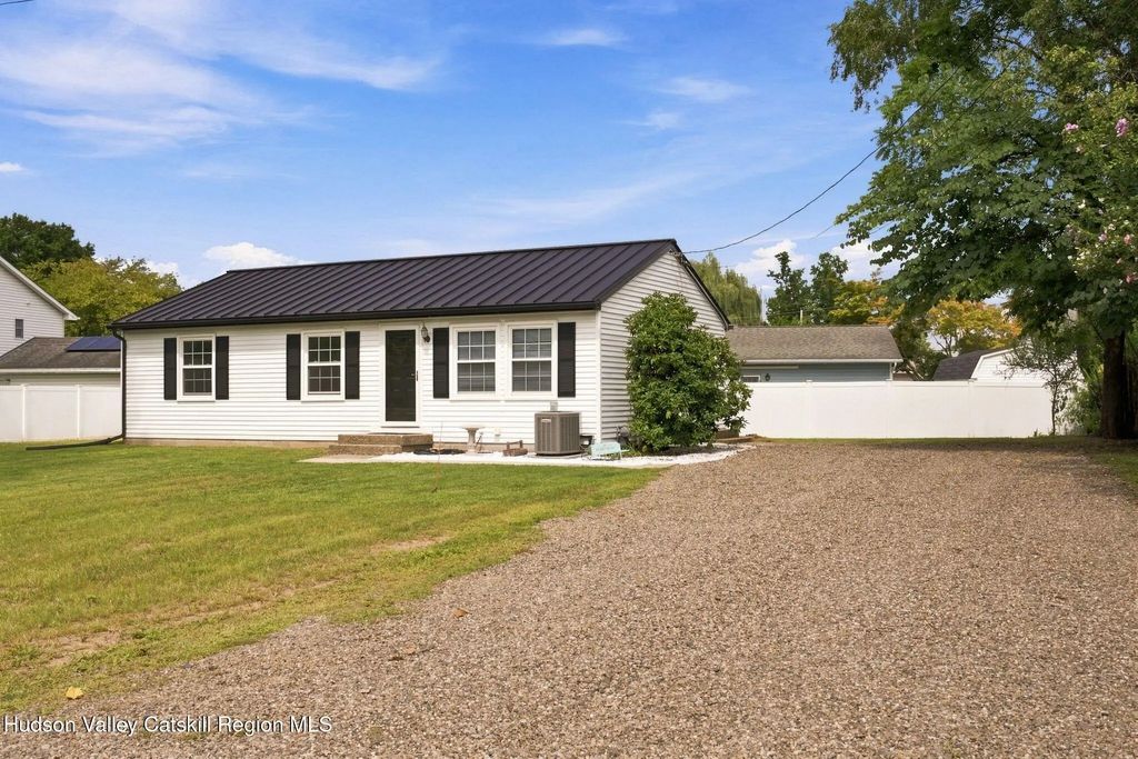 13 Highland Avenue, Saugerties