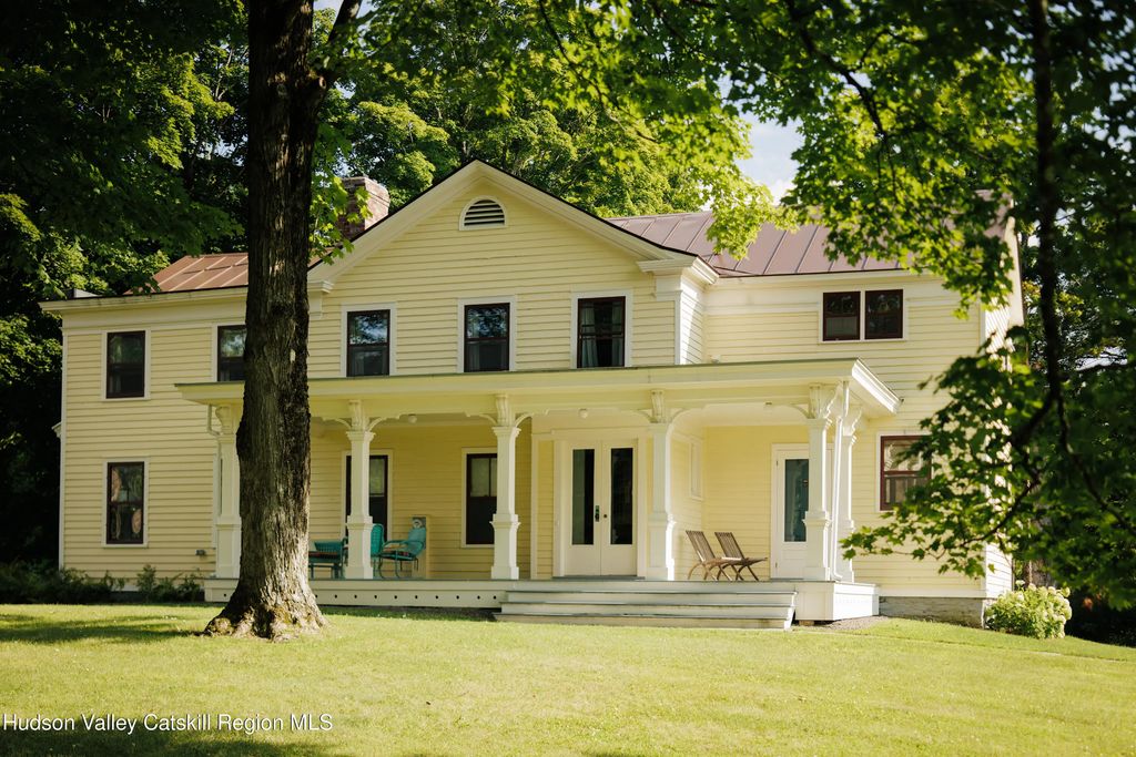 285 Main Street, Germantown