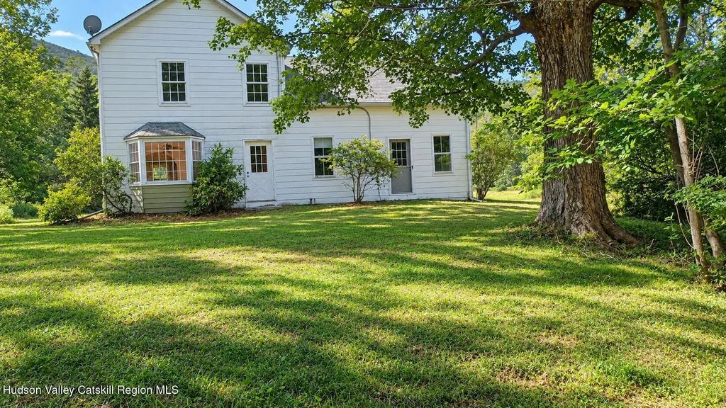 170 Spruceton Road, West Kill