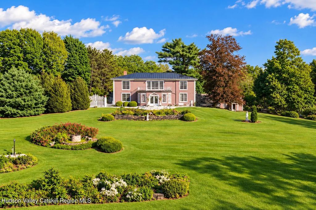 1166 Woods Road, Germantown