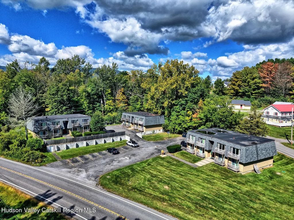 1014 New York 23a, Catskill