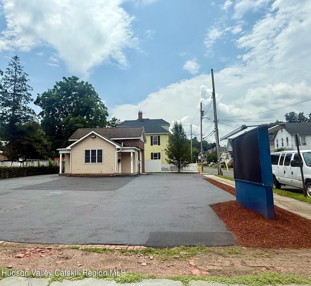 337 Broadway, Kingston