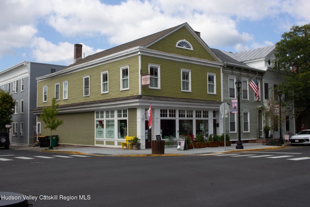 135 Warren Street, Hudson