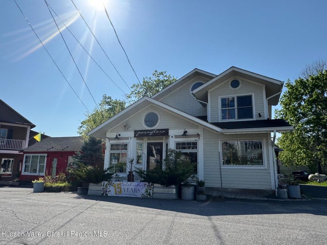 2638 State Route 23, Hillsdale