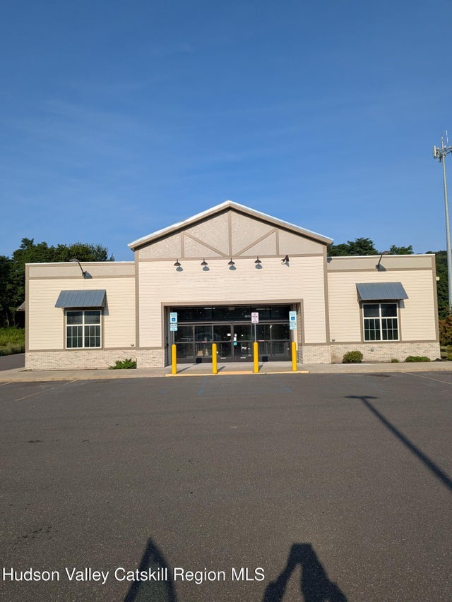 1162 Broadway / 9w, Esopus