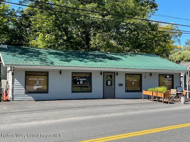 104 Mill Hill Road, Woodstock