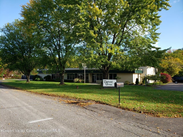 120 Wood Road, Kingston