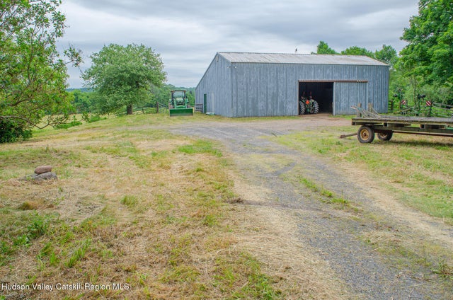 4986 Ny-32, Catskill