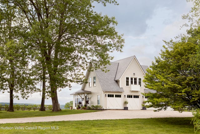 49 Sunset Circle, Germantown