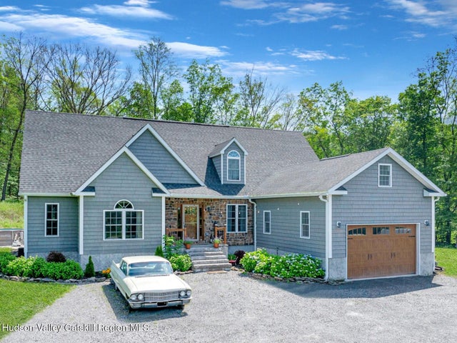 174 Grove School Road, Catskill