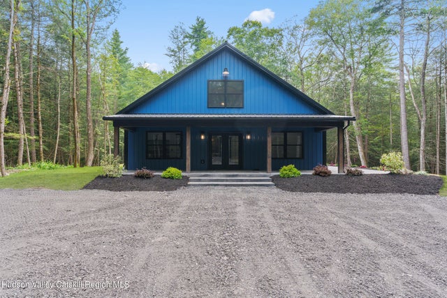 805 County Road 2, Accord