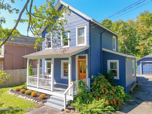 857 Route 32, Tillson