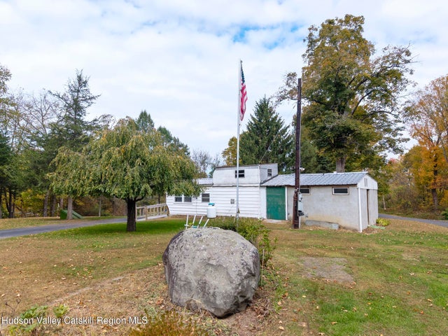 11 Millers Lane, New Paltz