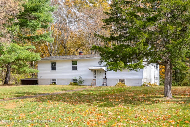 82 Lake Road, Pine Plains