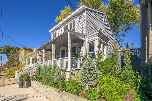 238 Allen Street, Hudson