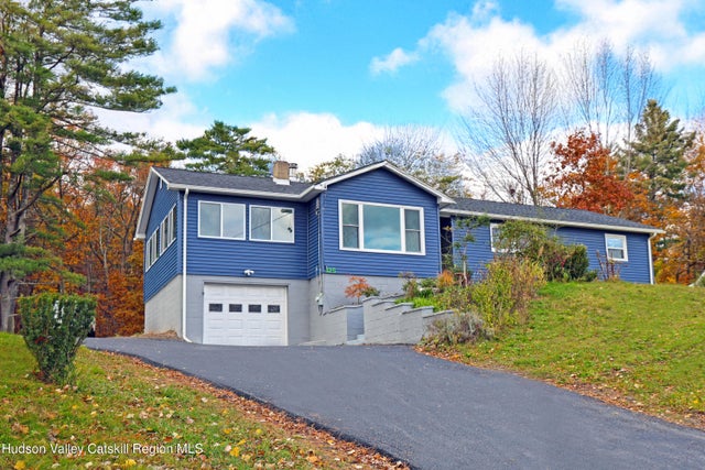 125 Main Street, Lake Katrine