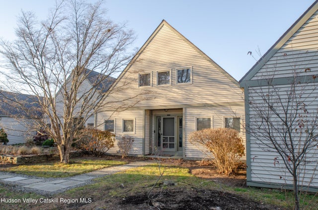 322 Arcadia Drive, Ancram