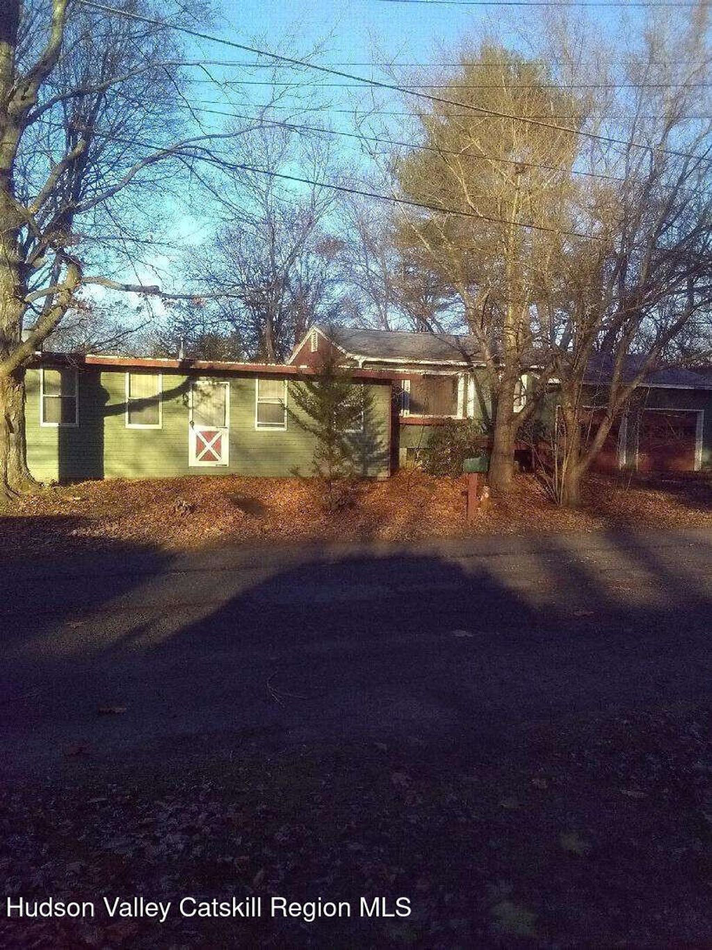 15 Brown Road, Copake