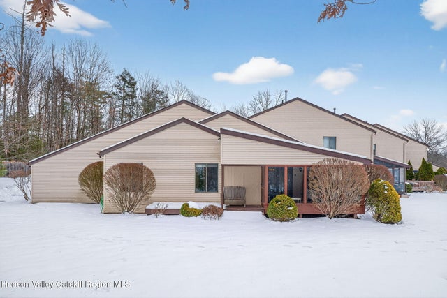 2 Pond Park Road, Woodstock