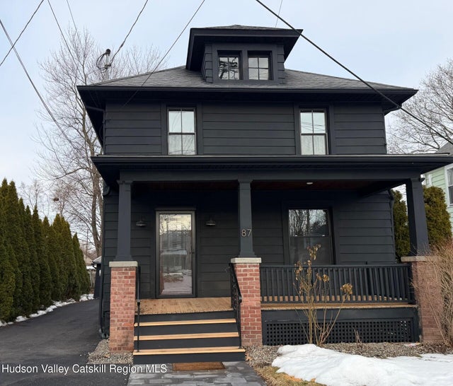 87 Pine Grove Avenue, Kingston