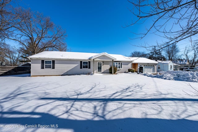 148 Joslen Boulevard, Hudson