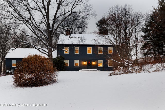 286 Blue Hill Road, Hudson