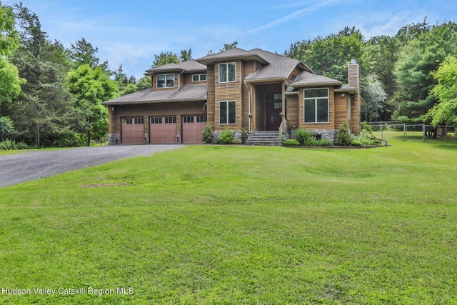 374 Linderman Avenue, Kingston