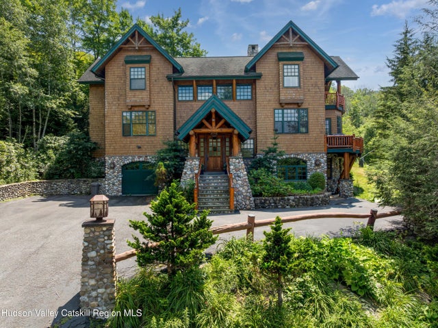 6 White Way, Windham