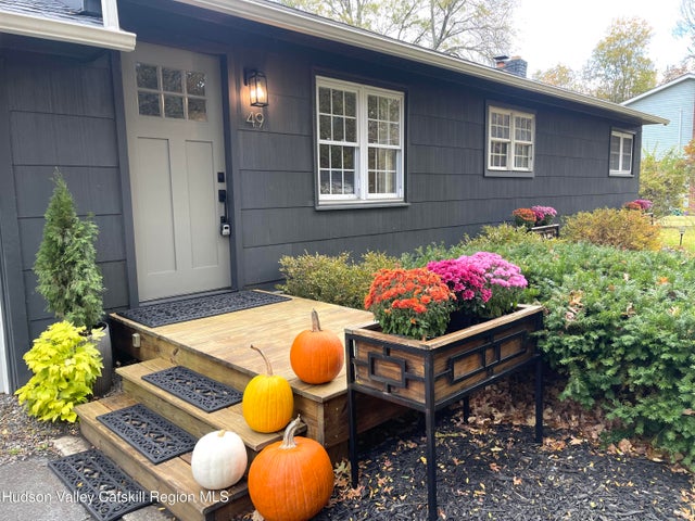 49 George Saile Road, Saugerties