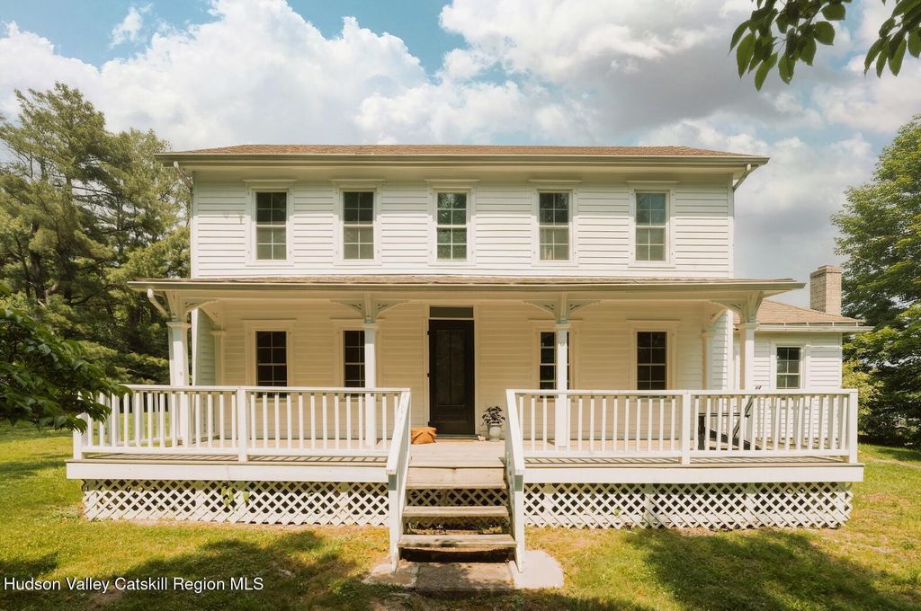 1100 Harlemville Road, Ghent