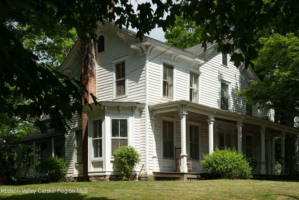 7115 Albany Post Road, Rhinebeck