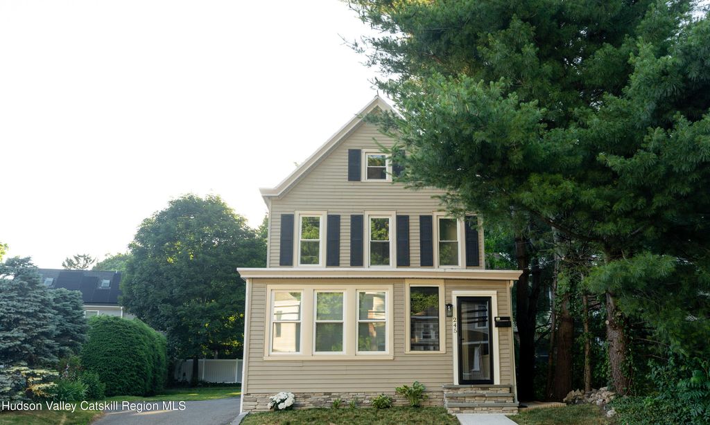 245 E Chester Street, Kingston