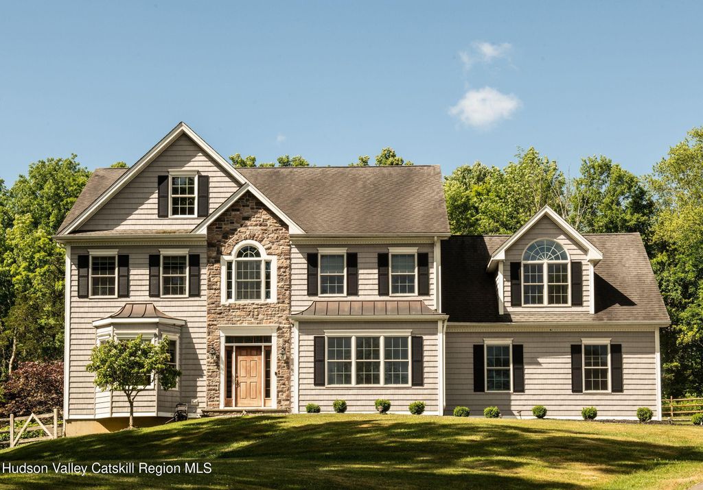 28 Crimson Hill, Rhinebeck