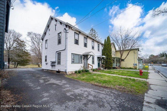 296 Main Street, Rosendale