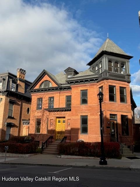 420 Warren Street, Hudson