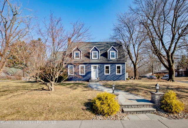 40 S Manheim Boulevard, New Paltz