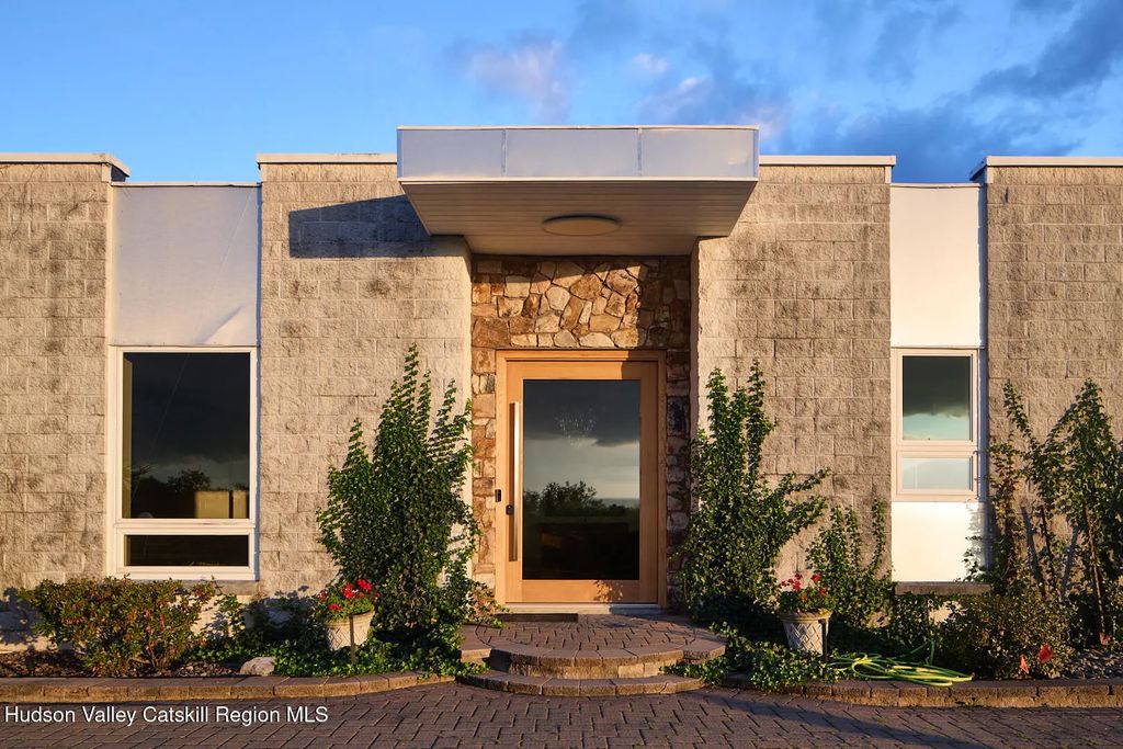 27 Westview Drive Drive, Wallkill