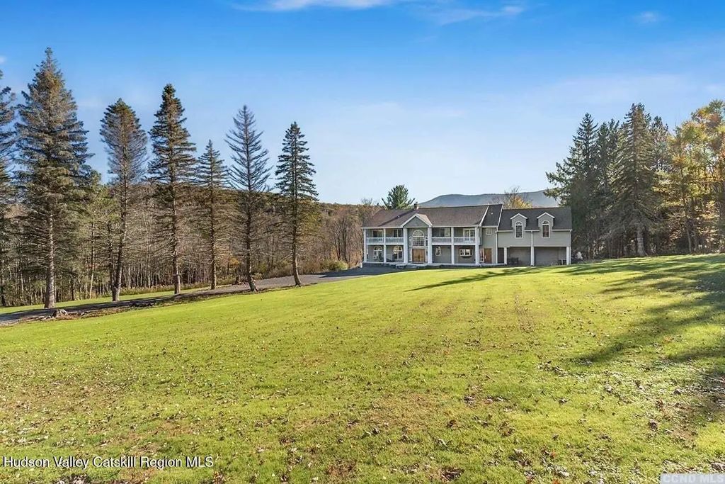 3913 County Road 23c, Jewett