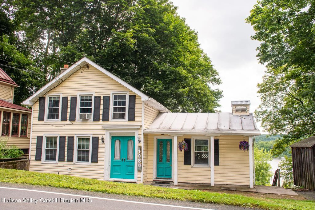 1080 Route 144, New Baltimore