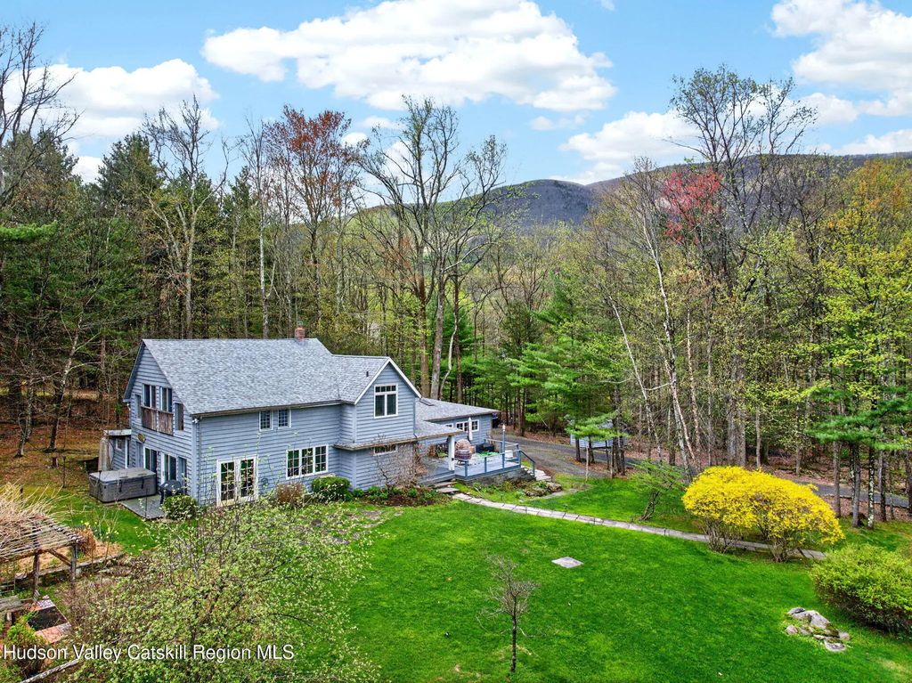250 Brodhead Road, West Shokan