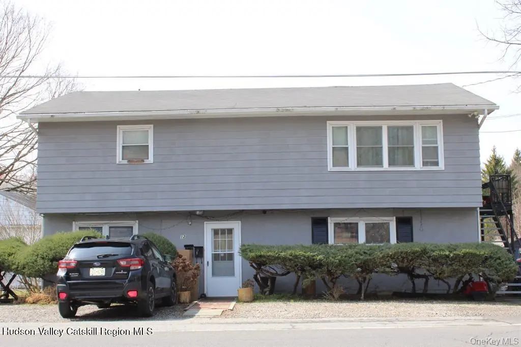 12 S Parsonage Street, Rhinebeck