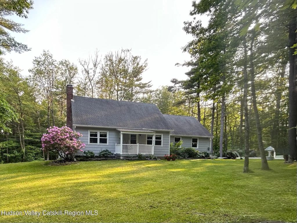 230 Middle Road, Austerlitz