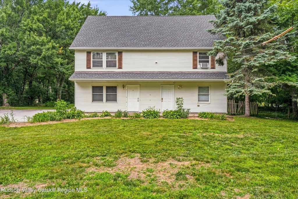 133 N Smith Road, Lagrangeville
