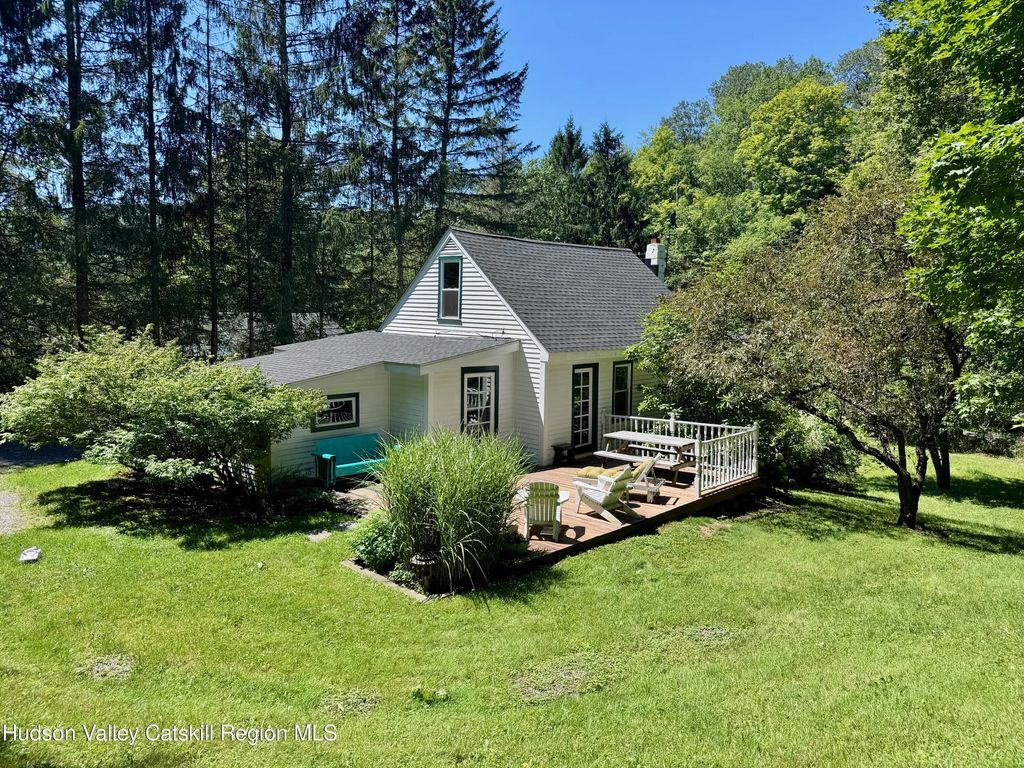 60 Alder Creek Road, Livingston Manor