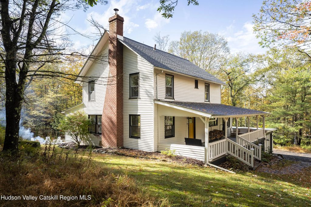 43 Mount Airy Road, Saugerties